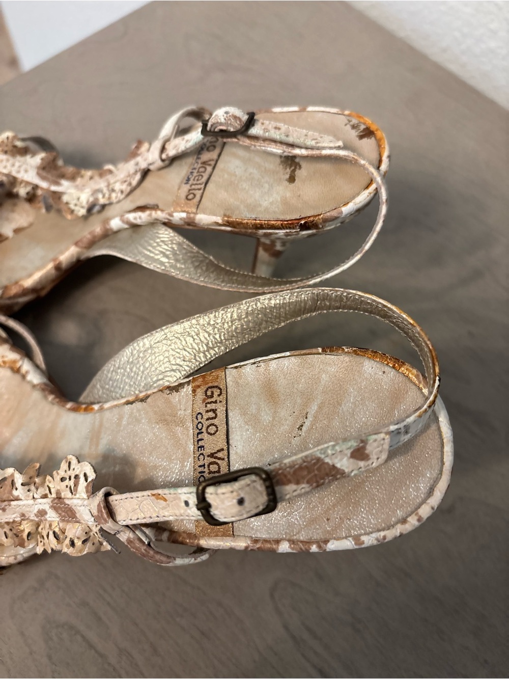 Vintage Gino Vaello beige brown snakeskin print laser cut slingback ruffle heels - Picture 7 of 9